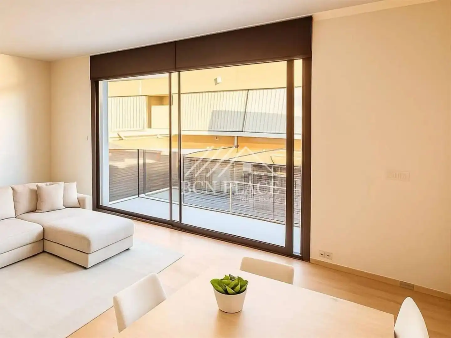 Maisonette zum Verkauf in Carrer de la Flor de Neu, 60, La Prosperitat Außenansicht von Maisonette zum Verkauf in Barcelona Capital mit Klimaanlage, Terrasse und Balkon