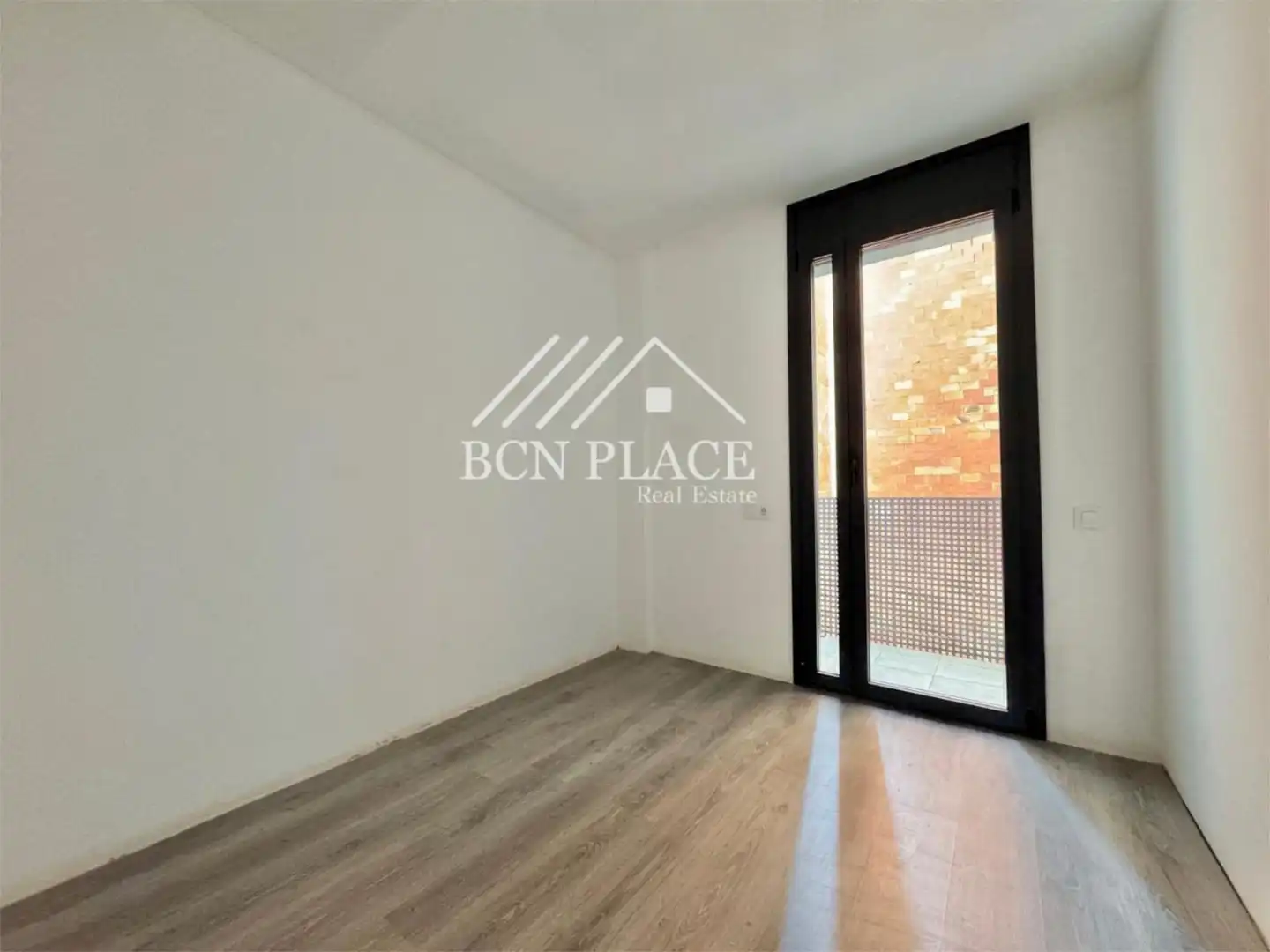 Maisonette zum Verkauf in Carrer de la Flor de Neu, 60, La Prosperitat Schlafzimmer von Maisonette zum Verkauf in Barcelona Capital mit Klimaanlage, Terrasse und Balkon