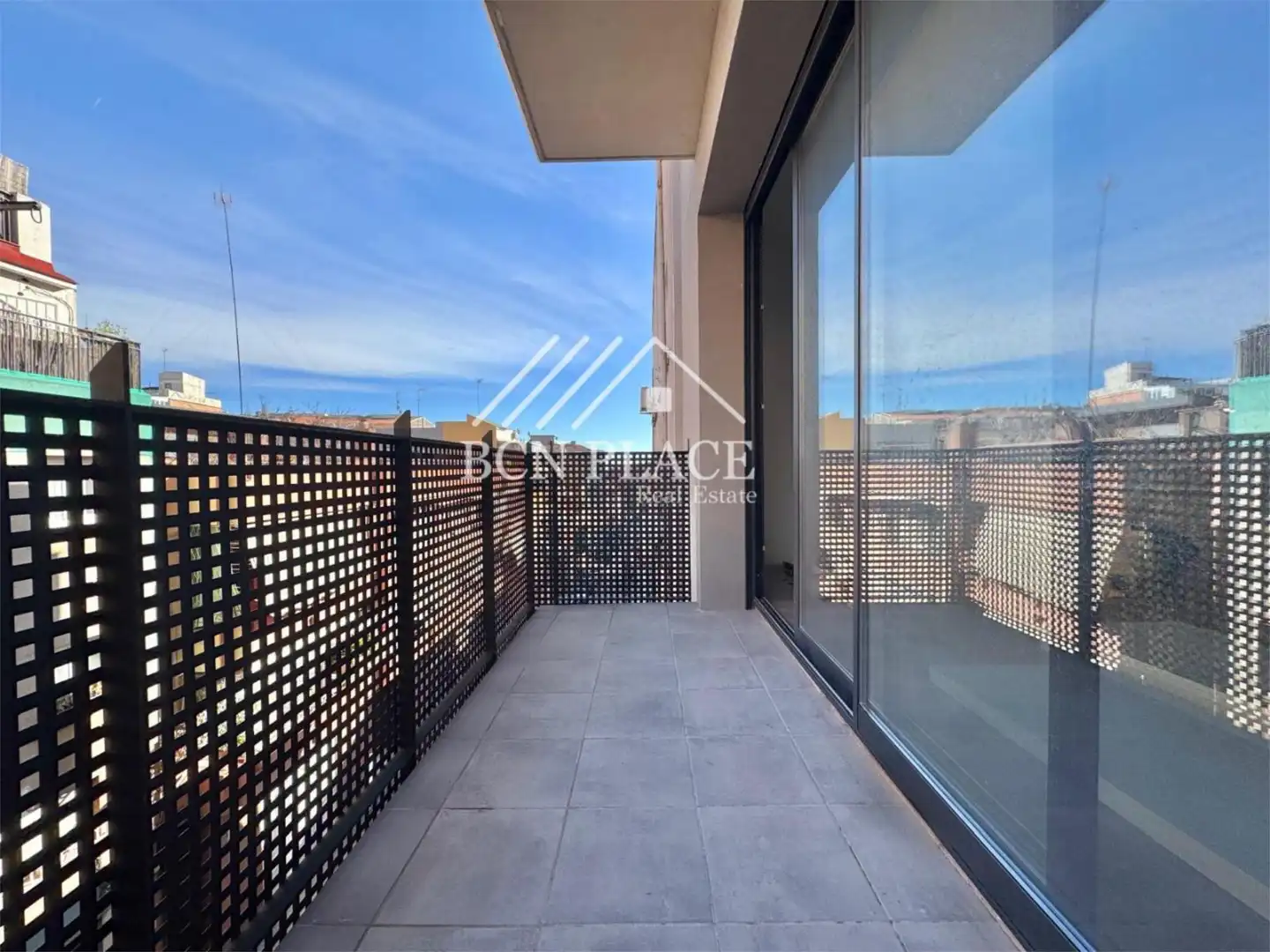 Maisonette zum Verkauf in Carrer de la Flor de Neu, 60, La Prosperitat Terrasse von Maisonette zum Verkauf in Barcelona Capital mit Klimaanlage, Terrasse und Balkon