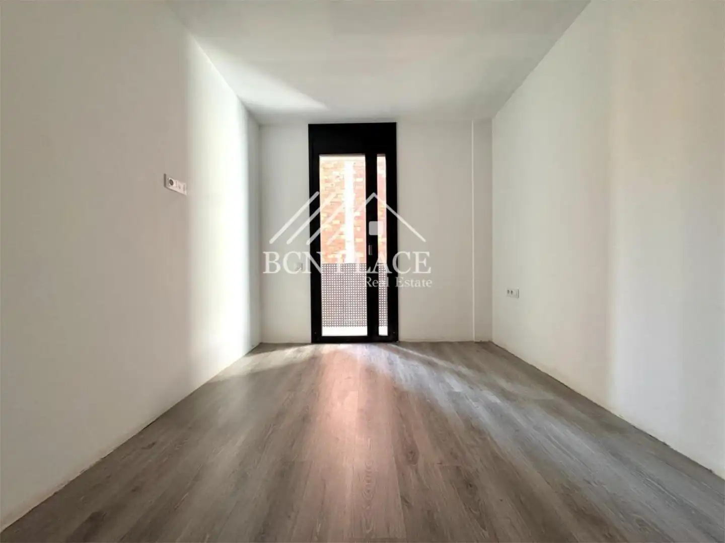 Maisonette zum Verkauf in Carrer de la Flor de Neu, 60, La Prosperitat Schlafzimmer von Maisonette zum Verkauf in Barcelona Capital mit Klimaanlage, Terrasse und Balkon