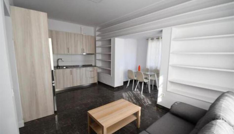 Flat to rent in Ifara - Las Mimosas, Santa Cruz de Tenerife Capital - image 1 Photo 1 of Flat to rent in Ifara - Las Mimosas, Santa Cruz de Tenerife Capital