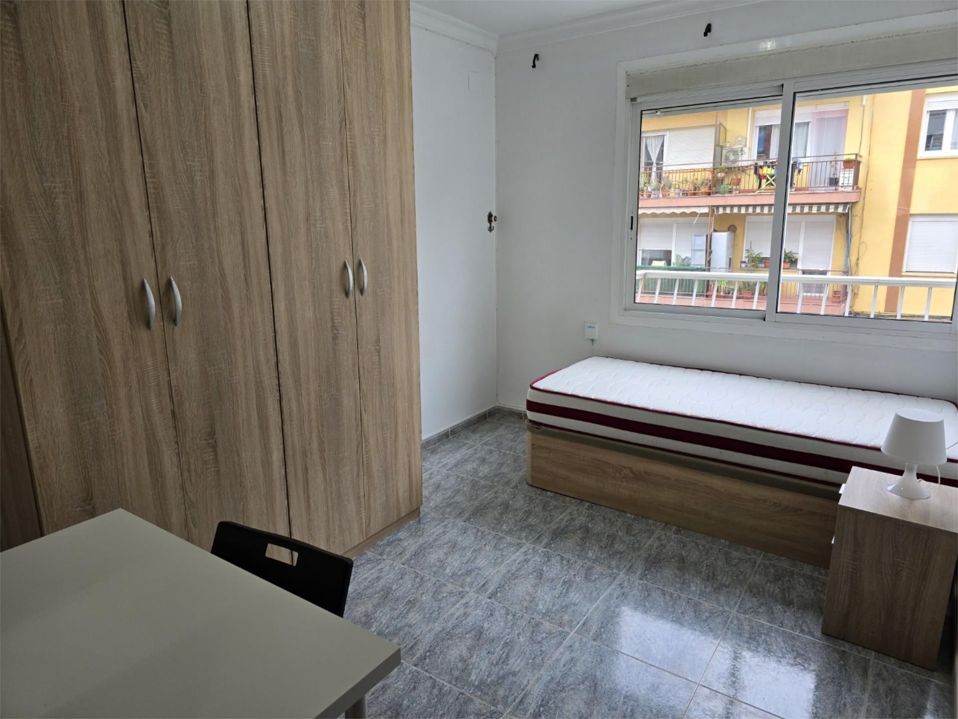 Bedroom of Flat to share in Vinaròs  with Furnished, Oven and Washing machine