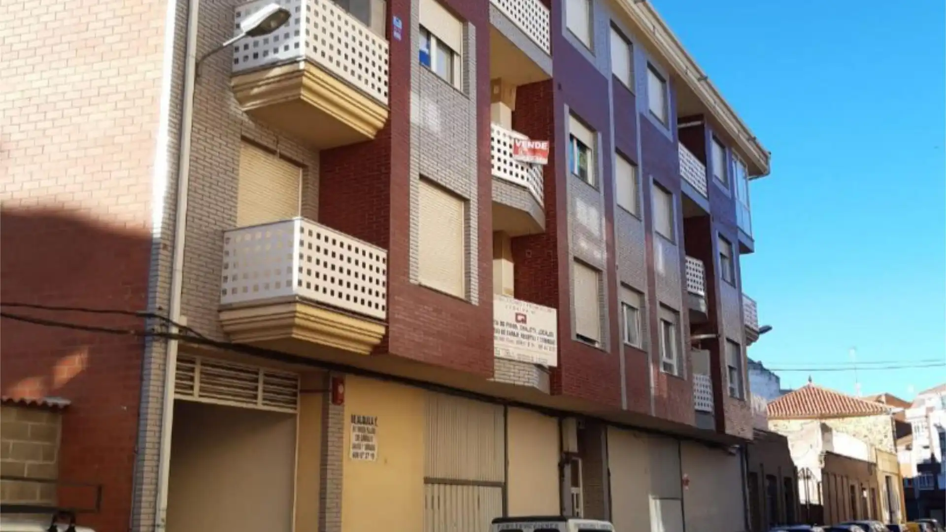 Vista exterior de Piso en venta en San Esteban de Nogales con Calefacción, Terraza y Trastero