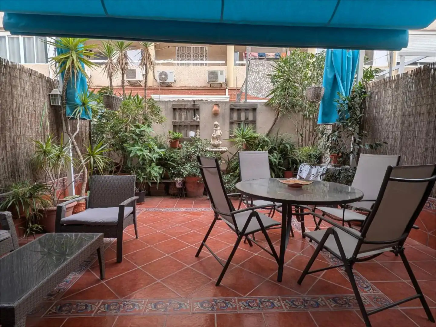 Erdgeschoss zum Verkauf in Carrer de Gandia, 4, Alameda Park Terrasse von Erdgeschoss zum Verkauf in Manises mit Klimaanlage