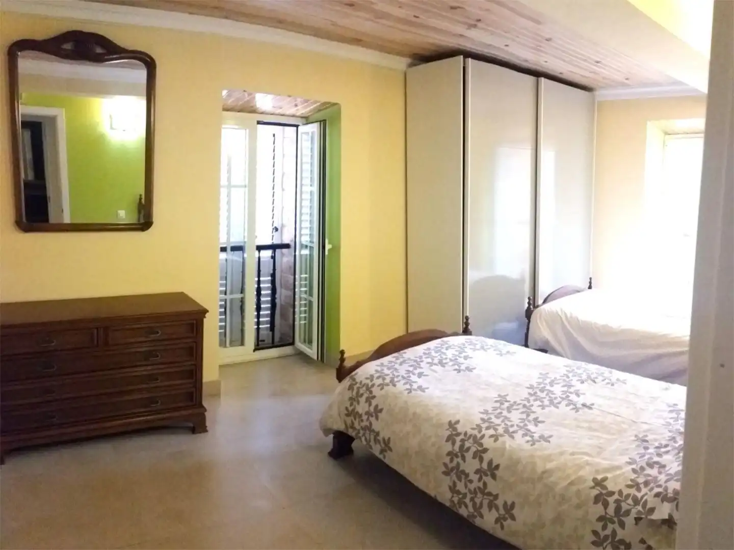 Houses for sale in Vereda Coaña, 47a, Coaña Bedroom of Houses for sale in Coaña with Air Conditioner, Terrace and Balcony