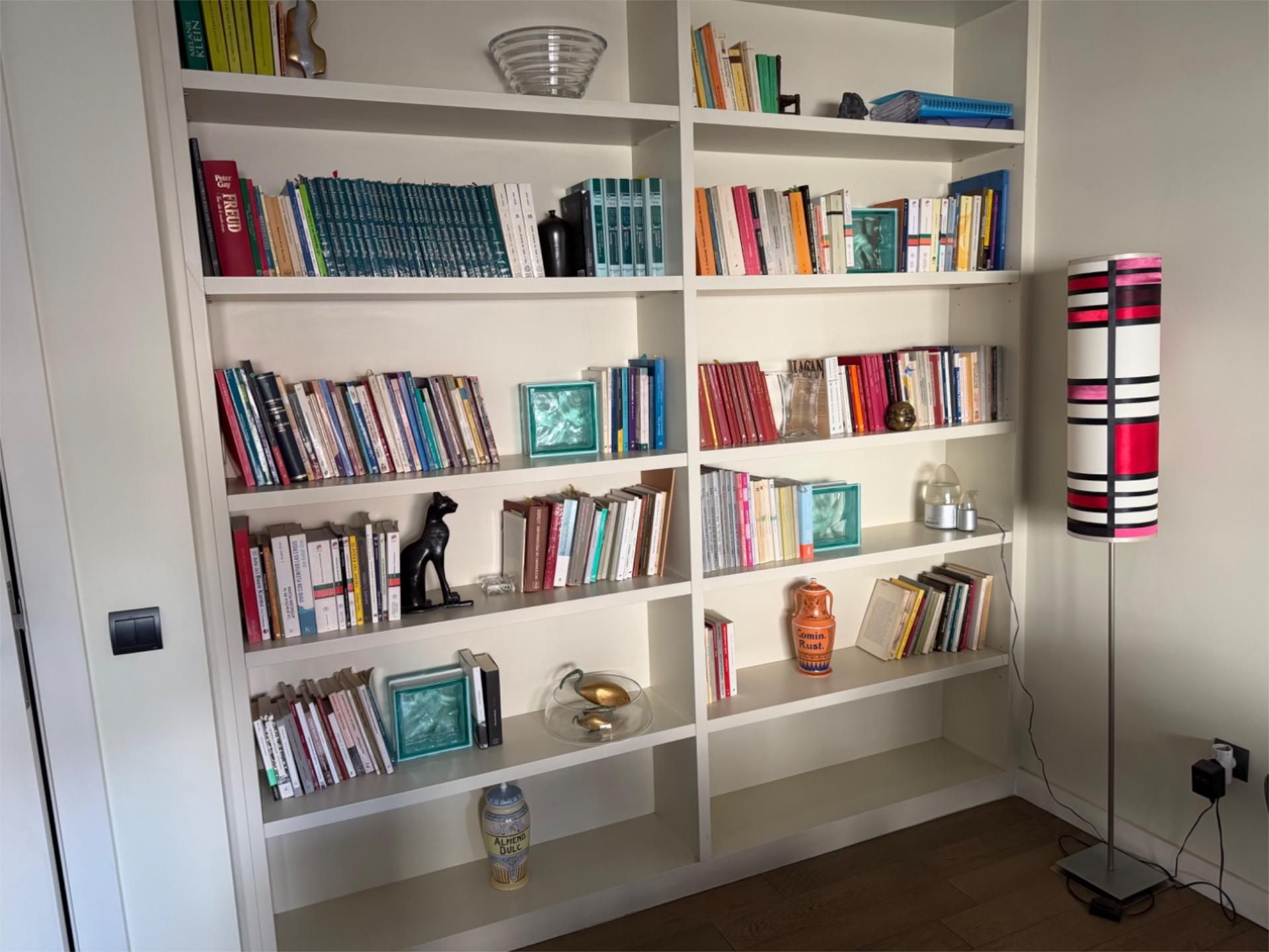 Bedroom of Flat for sale in  Madrid Capital  with Air Conditioner, Heating and Private garden