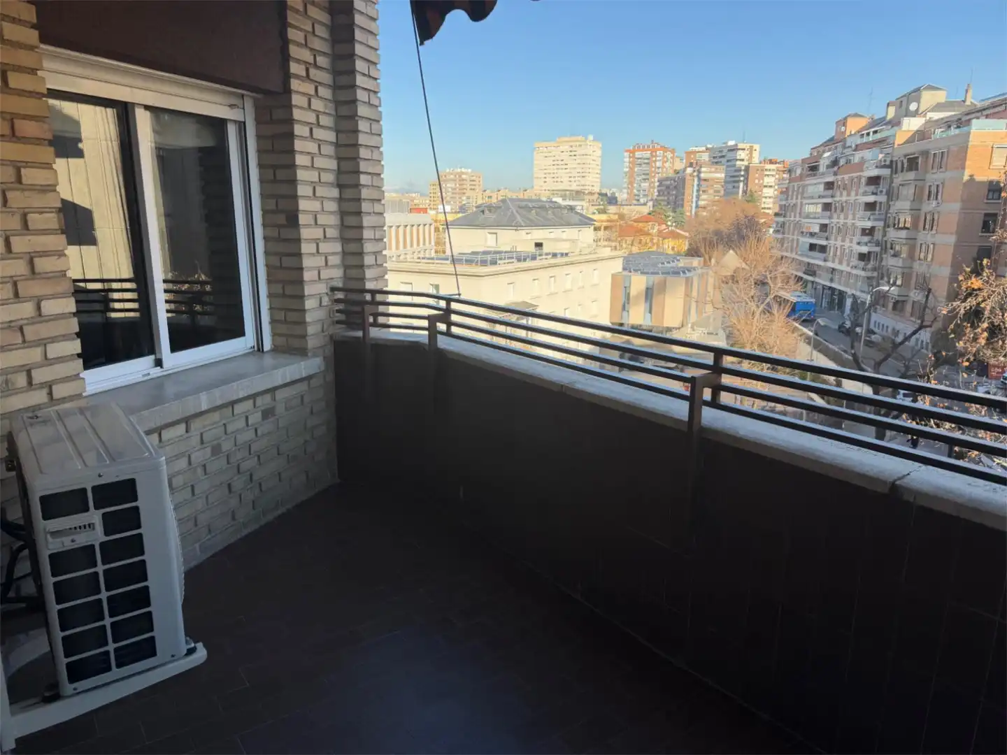 Piso en venta en Calle del General Ampudia, 3, Vallehermoso Terraza de Piso en venta en Madrid con Aire acondicionado, Calefacción y Jardín privado