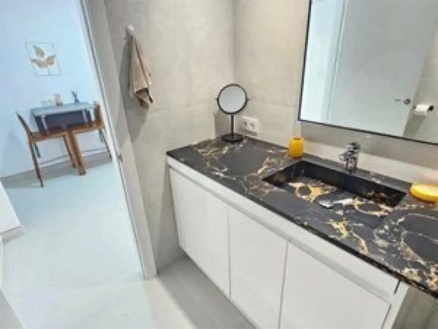 Study for sale in Calle Roy Boston, 1, La Carolina - Guadalpín Bathroom of Study for sale in Marbella with Air Conditioner, Terrace and Furnished