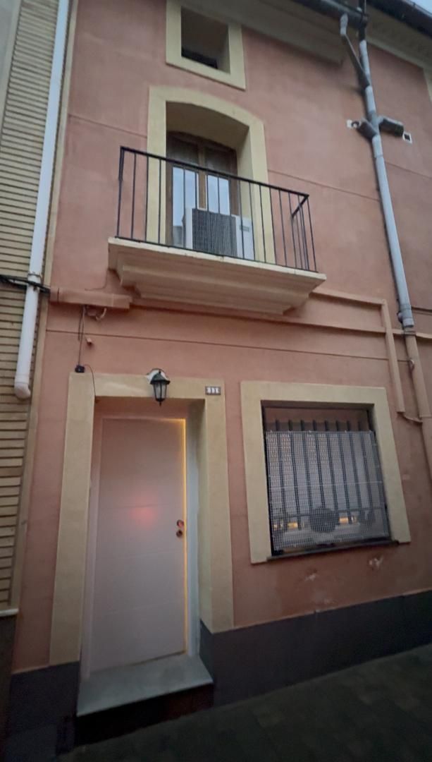 Single-family semi-detached for sale in Carrer Sant Andreu, 11, L'Alcúdia Exterior view of Single-family semi-detached for sale in L'Alcúdia with Air Conditioner, Terrace and Balcony