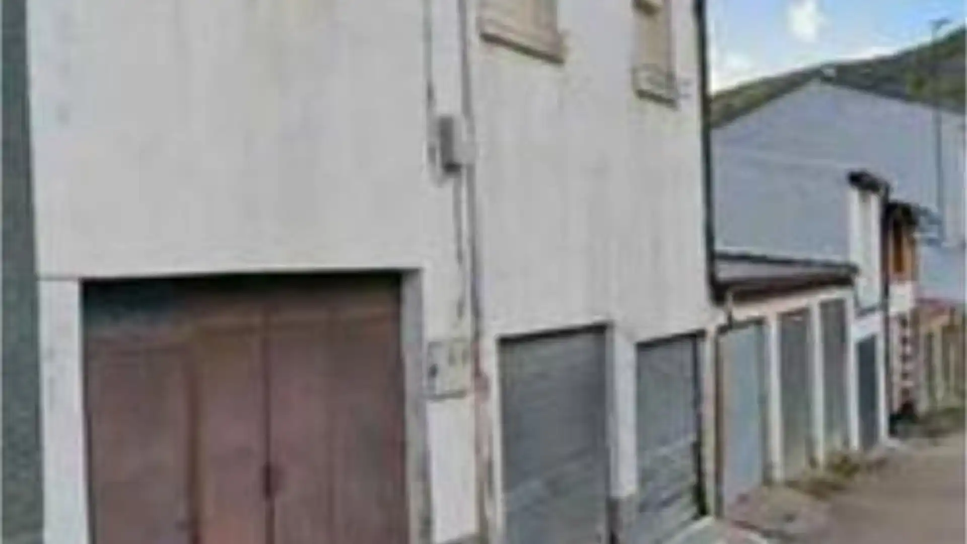 Außenansicht von Haus oder Chalet zum Verkauf in La Robla  mit Privatgarten