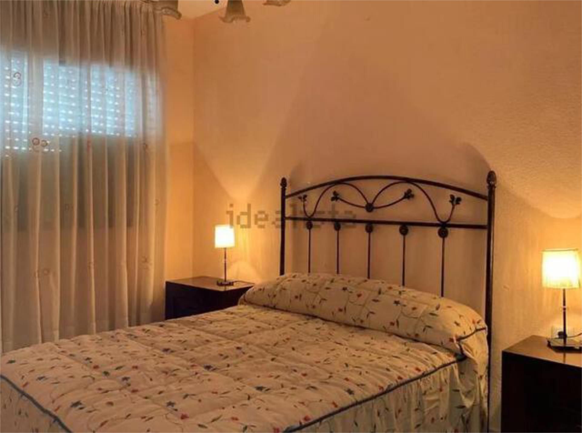 Dormitori de Apartament de lloguer en  Córdoba Capital amb Moblat