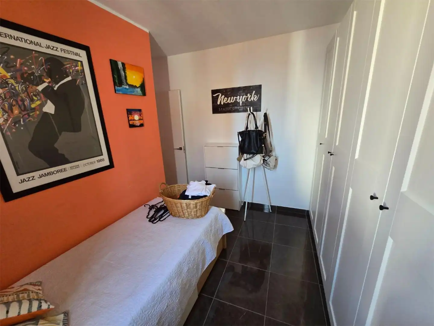 Casa o chalet en venta en Calle B 25, 115, Fasnia Habitación de Casa o chalet en venta en Fasnia con Terraza y Piscina