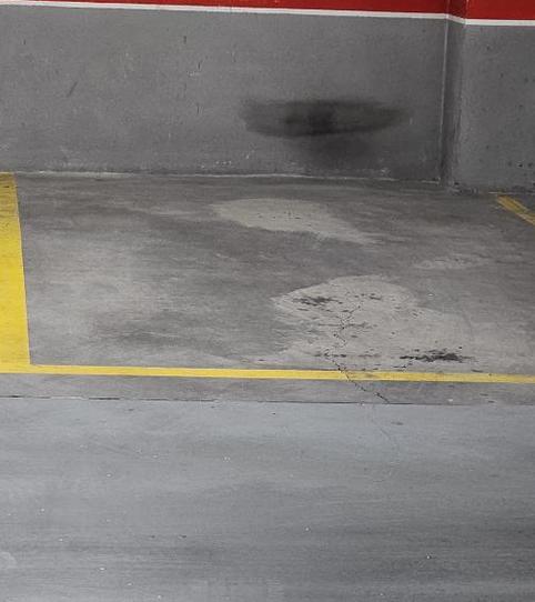 Foto 2 de Garatge de lloguer a Calle José María Pereda, 28, Ensanche, Alcalá de Henares