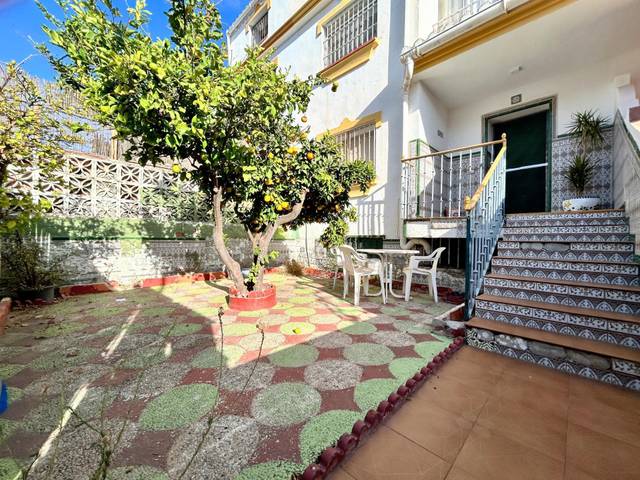 Casa-chalet en Venta en Calle Ángeles Rubio-Argüelles, 15 en Churriana - El Pizarrillo - La Noria-Guadalsol