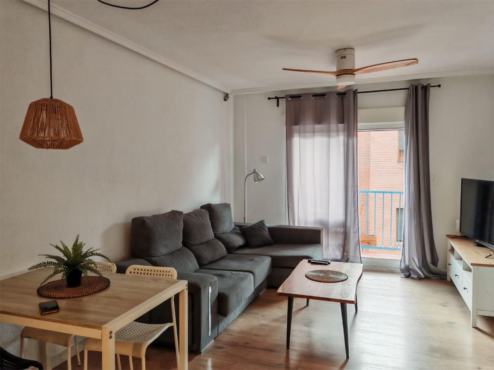 Pis en venda a Carrer de Marcelino Oreja, 9, Juzgados Sala d'estar de Pis en venda en Mislata amb Aire condicionat, Calefacció i Moblat