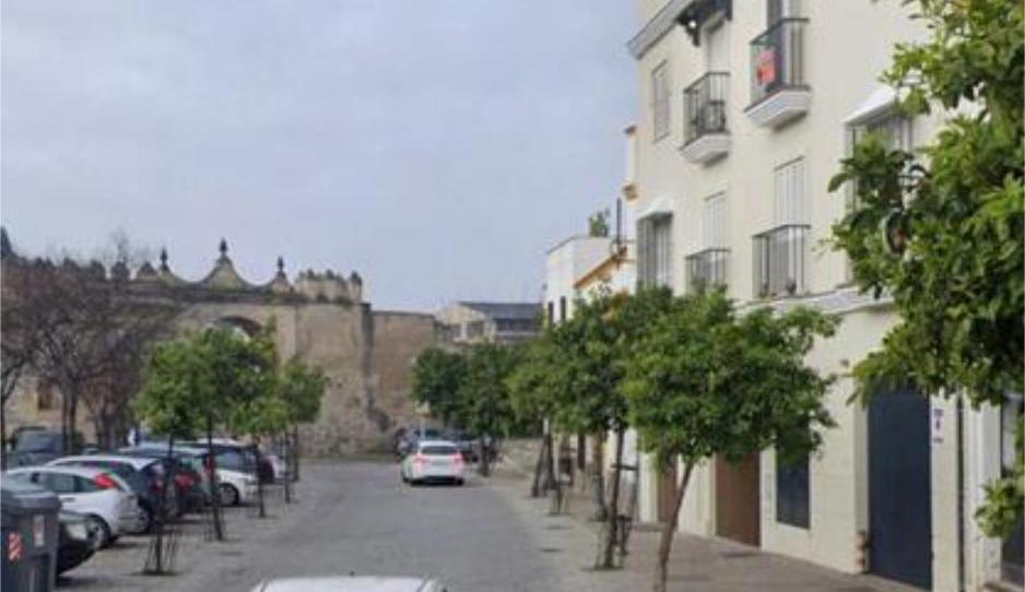Garage to rent in Centro, Jerez de la Frontera - image 1 Photo 1 of Garage to rent in Centro, Jerez de la Frontera