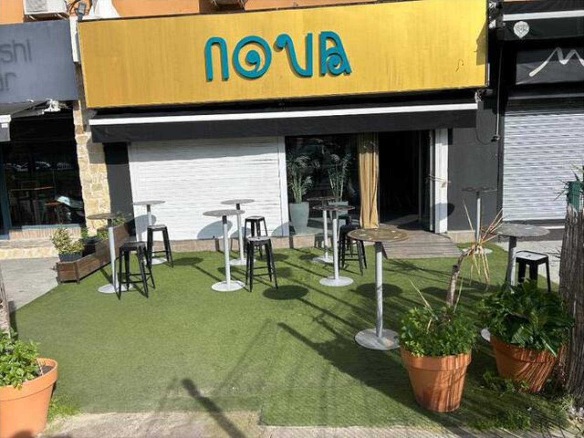 Terrace of Premises to rent in Montequinto  with Air Conditioner