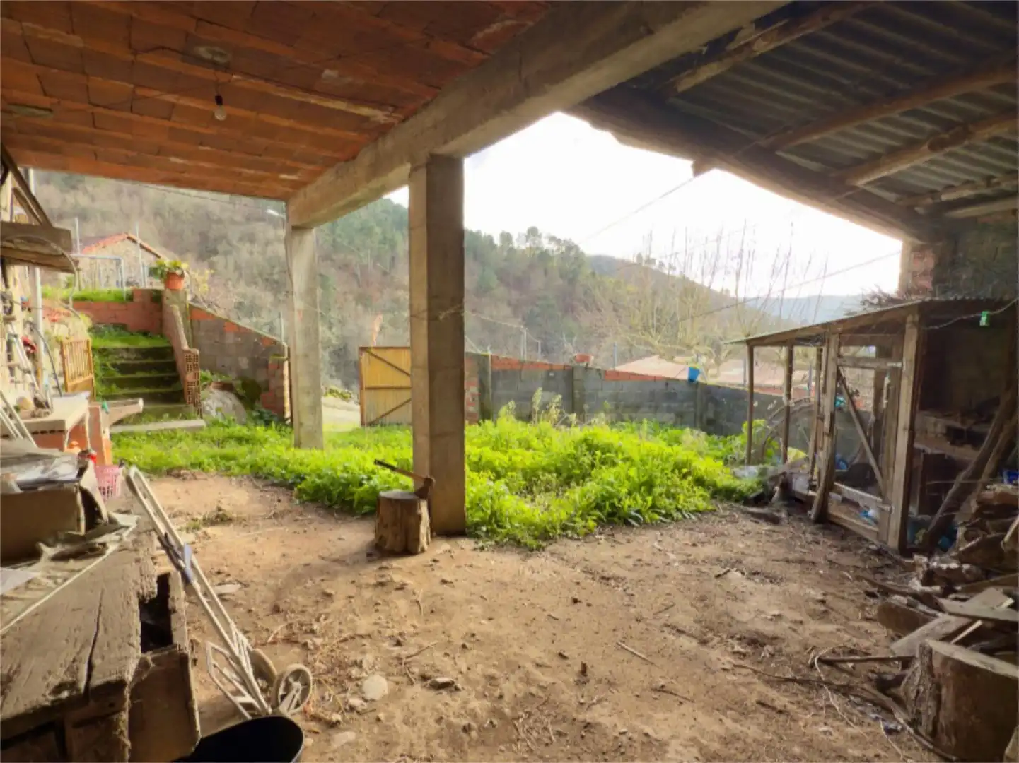Casa o chalet en venta en Lugar Guimil-Pq Nogueira, Chantada Terraza de Casa o chalet en venta en Chantada con Calefacción, Jardín privado y Trastero