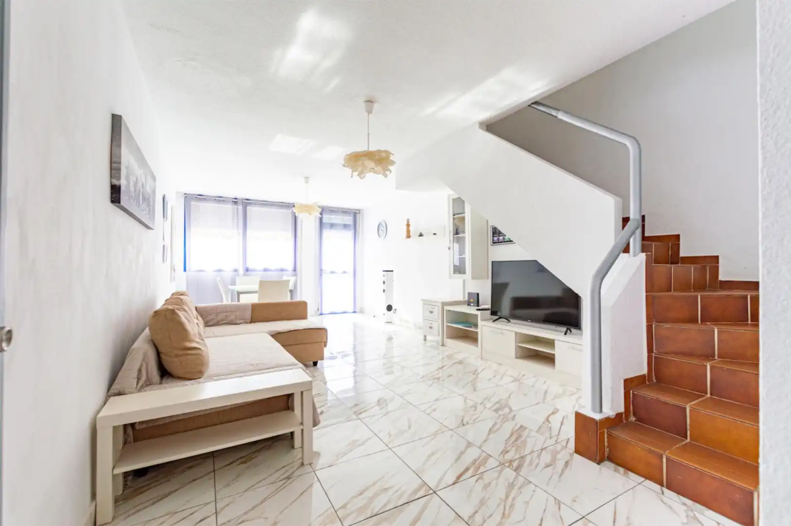 Maisonette zum Verkauf in Calle Juan Sebastián Elcano, 21, Corralejo Wohnzimmer von Maisonette zum Verkauf in La Oliva mit Terrasse und Balkon