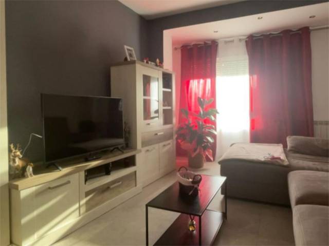 Piso en Venta en Avenida Ramón y Cajal, 1 en Grañén