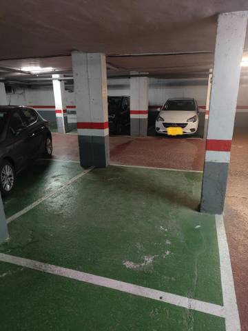 Garaje en Alquiler en Carrer del Camp de Túria, 8 en Beniferri