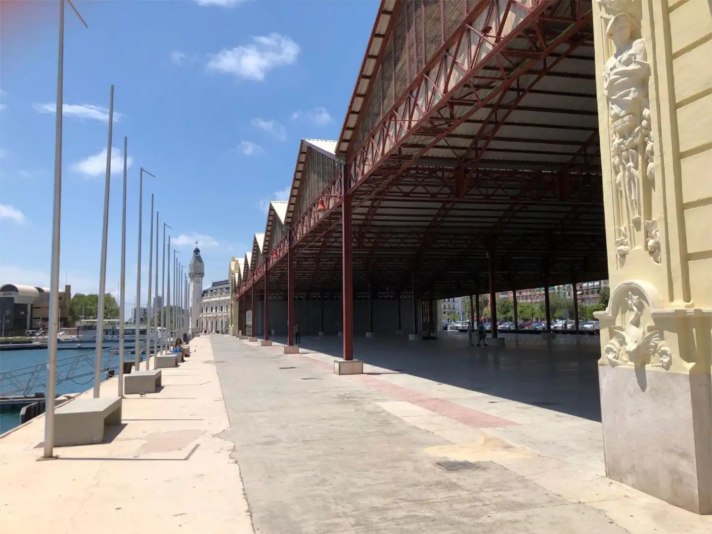 Vista exterior de Pis per a compartir en Valencia amb Calefacció, Moblat i Balcó