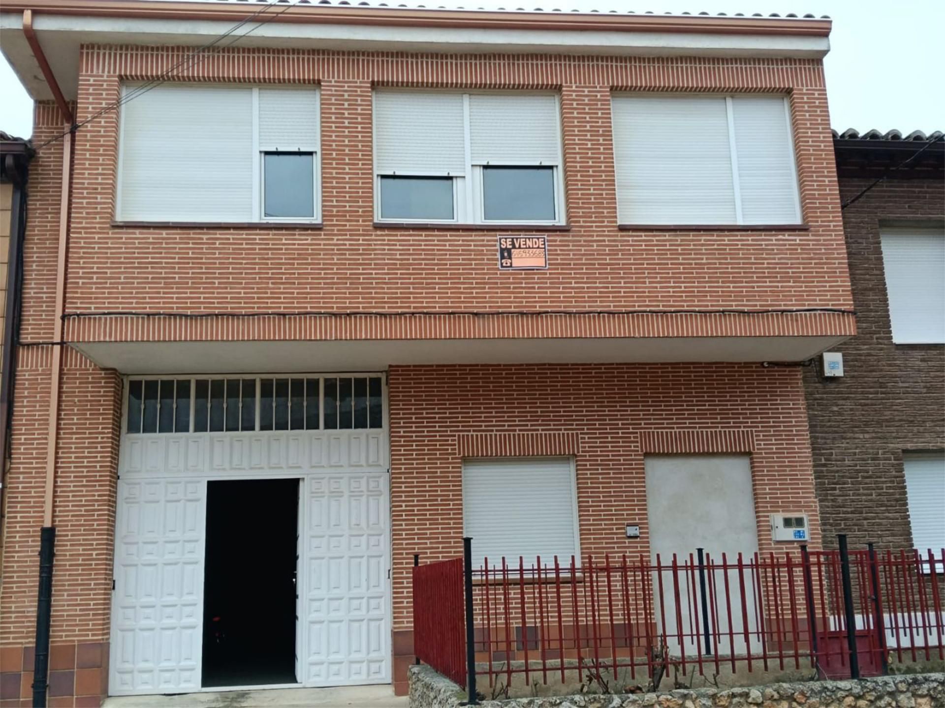 Exterior view of Flat for sale in Becerril de Campos