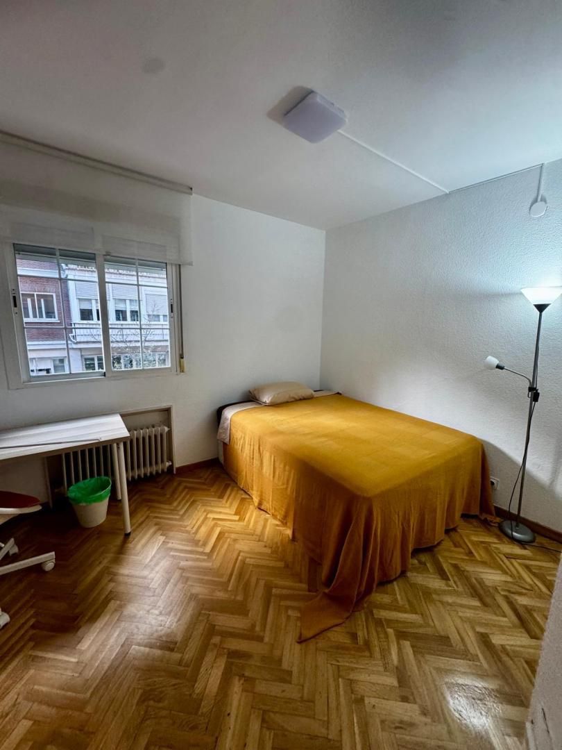 Flat to share in Paseo de Santa María de la Cabeza, 68, Acacias