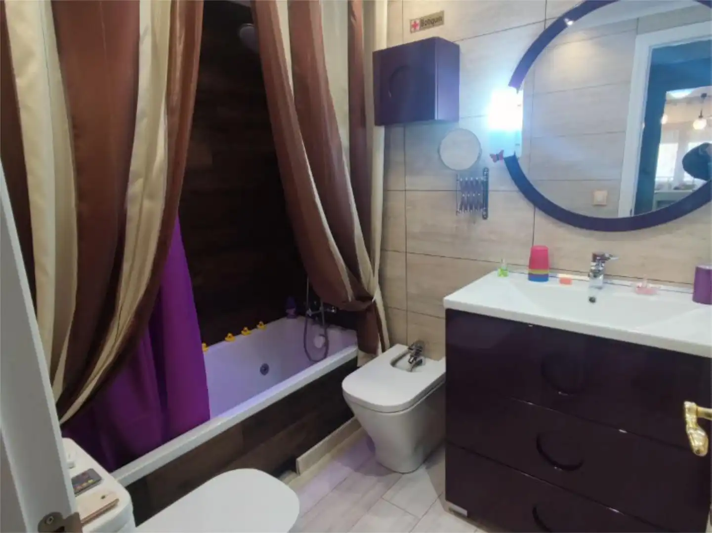 Bathroom of Flat for sale in Benabarre  with Air Conditioner, Heating and Parquet flooring