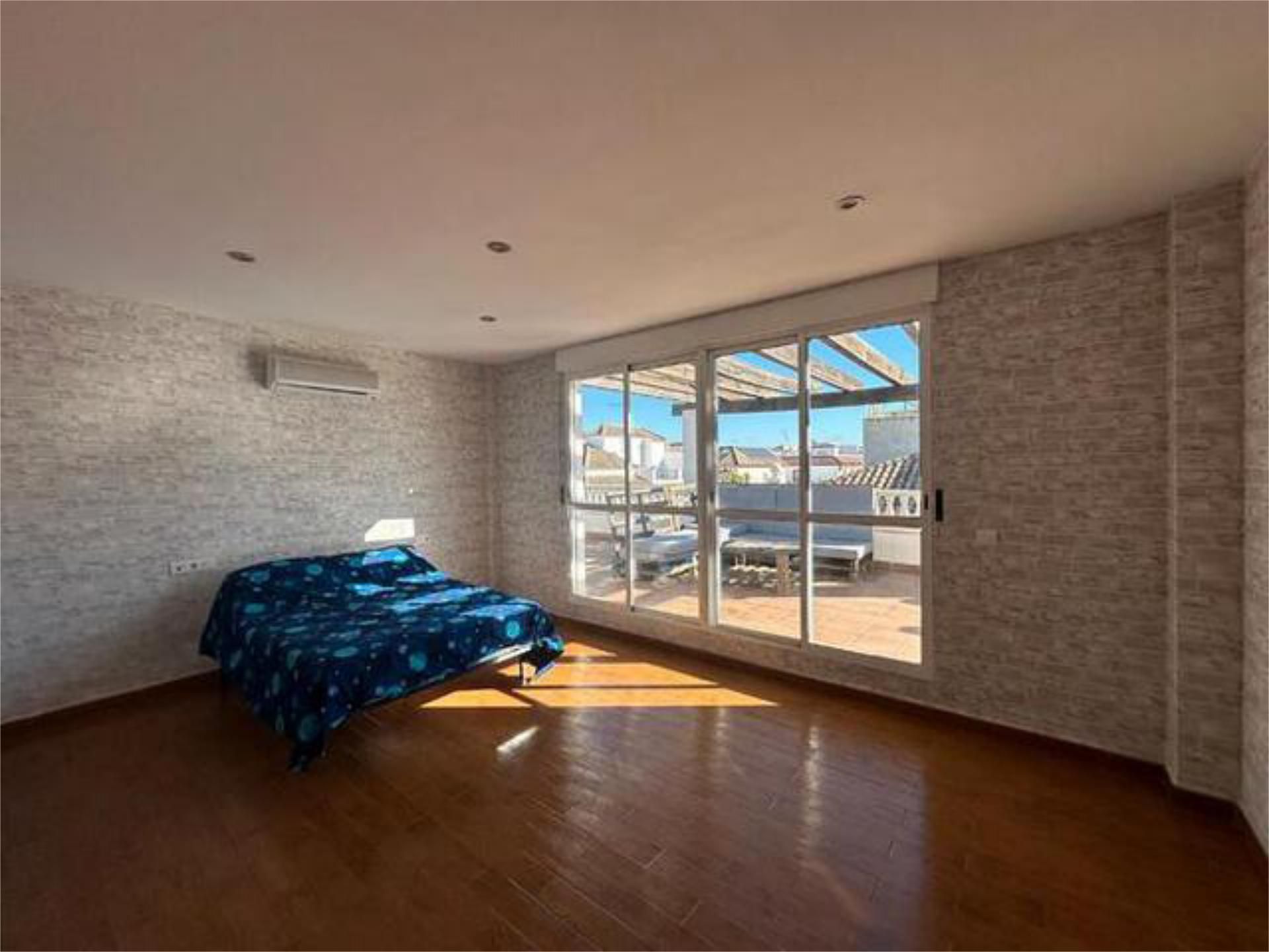 Dormitori de Casa o xalet de lloguer en La Carlota