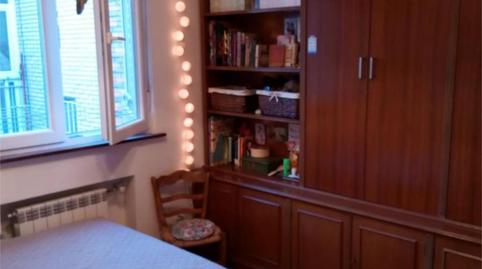 Photo 2 of Flat to share in Plaza de Los Reyes Magos, 11, Niño Jesús,  Madrid Capital