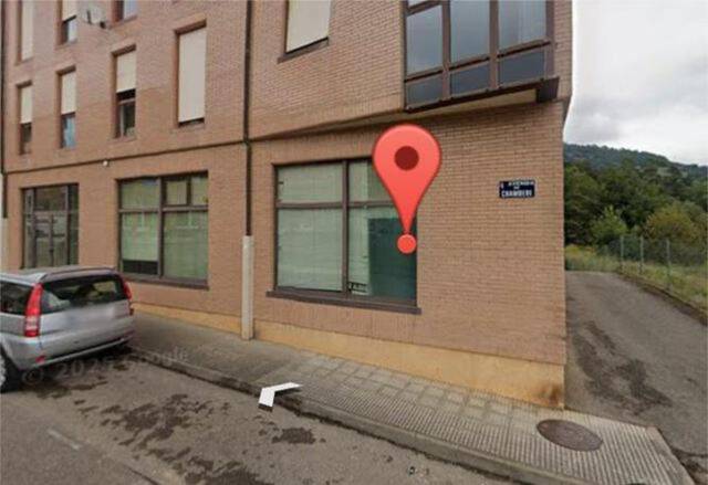 Local comercial en Alquiler en Salas