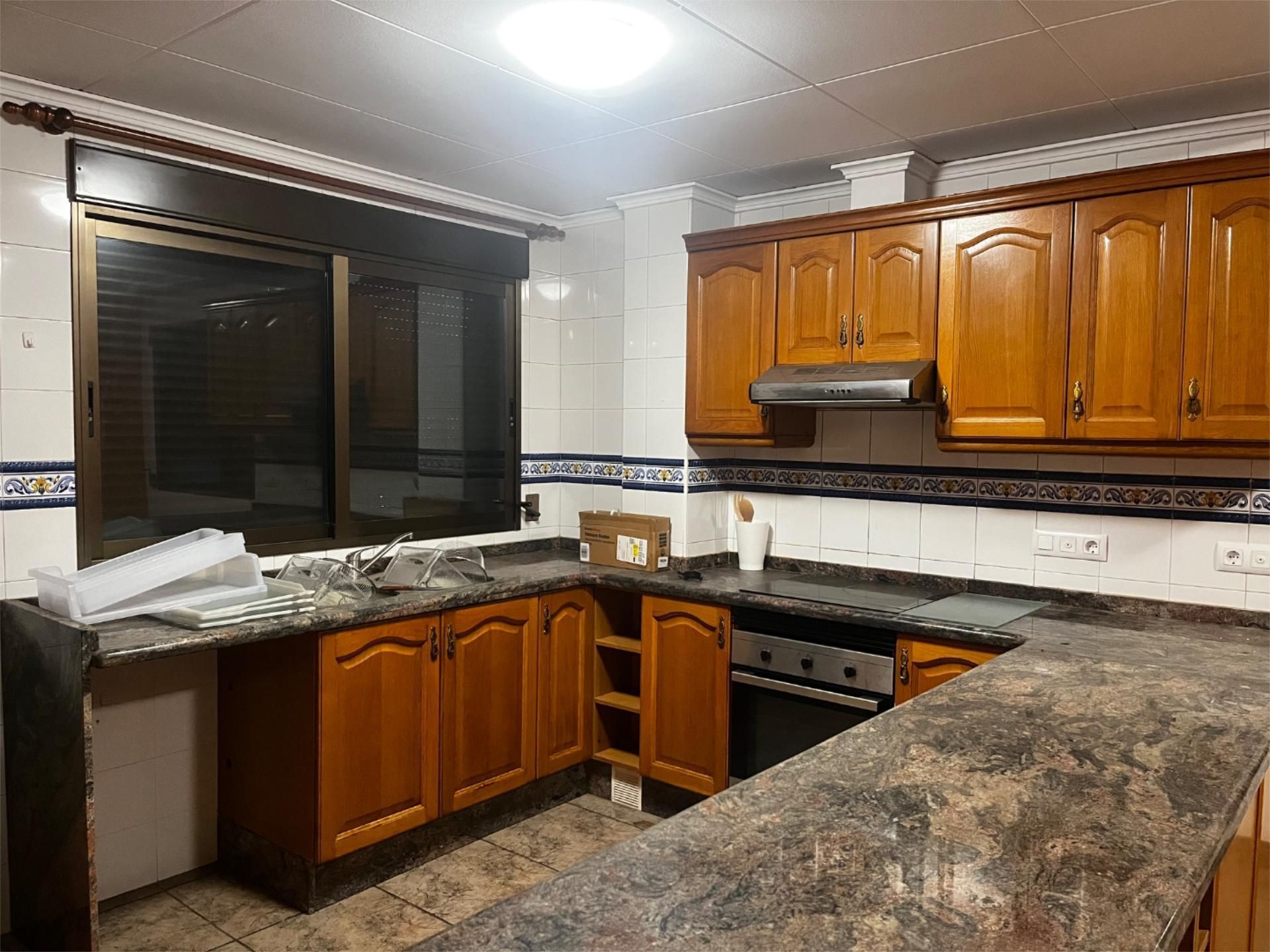 Kitchen of Flat to rent in Polinyà de Xúquer  with Heating, Private garden and Terrace