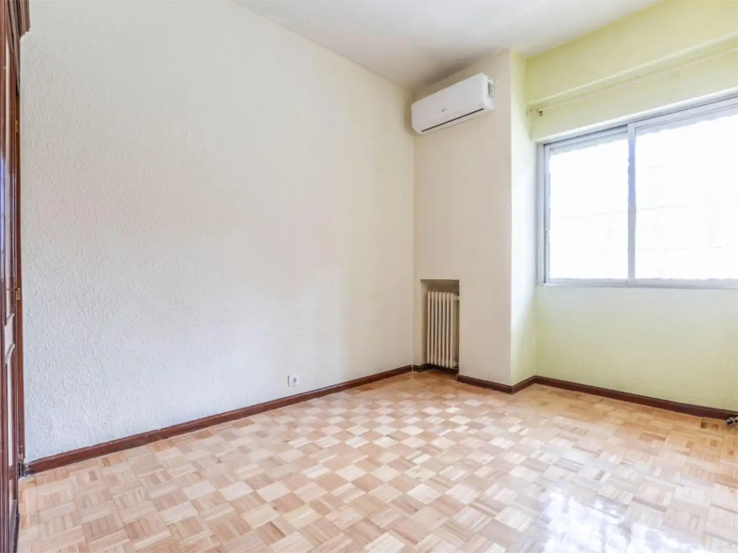 Habitación de Piso de alquiler en Madrid con Aire acondicionado, Calefacción y Terraza