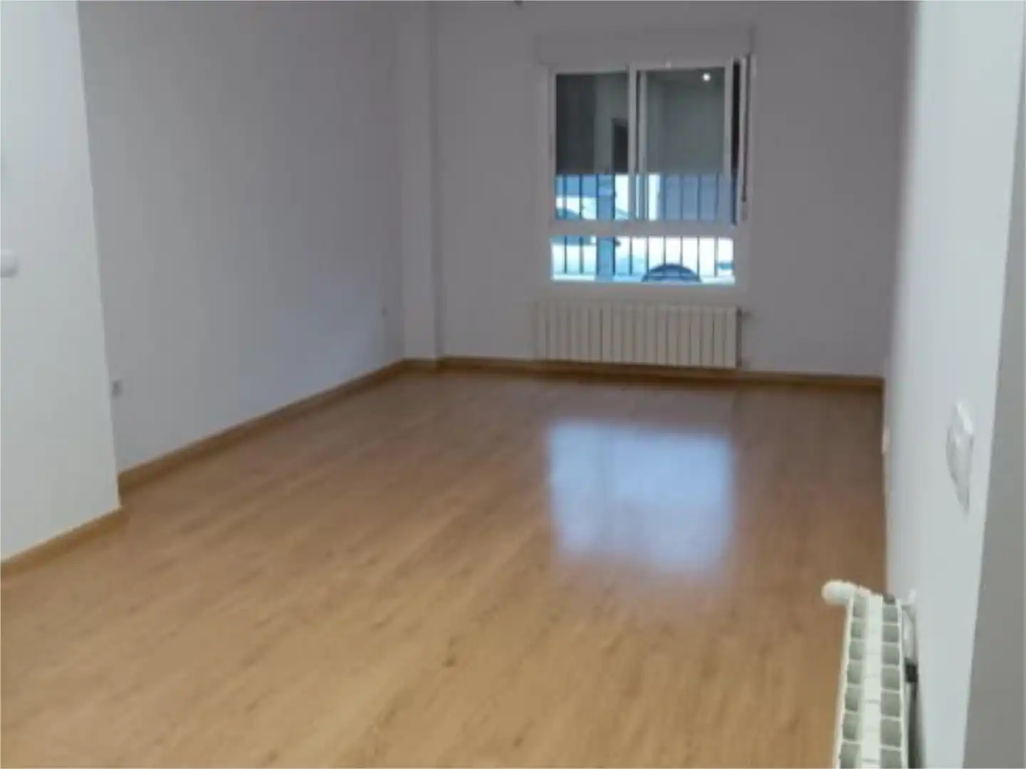 Piso en venta en Calle Puerto Real, 5, Arcos de la Frontera Habitación de Piso en venta en Arcos de la Frontera con Aire acondicionado, Calefacción y Parquet