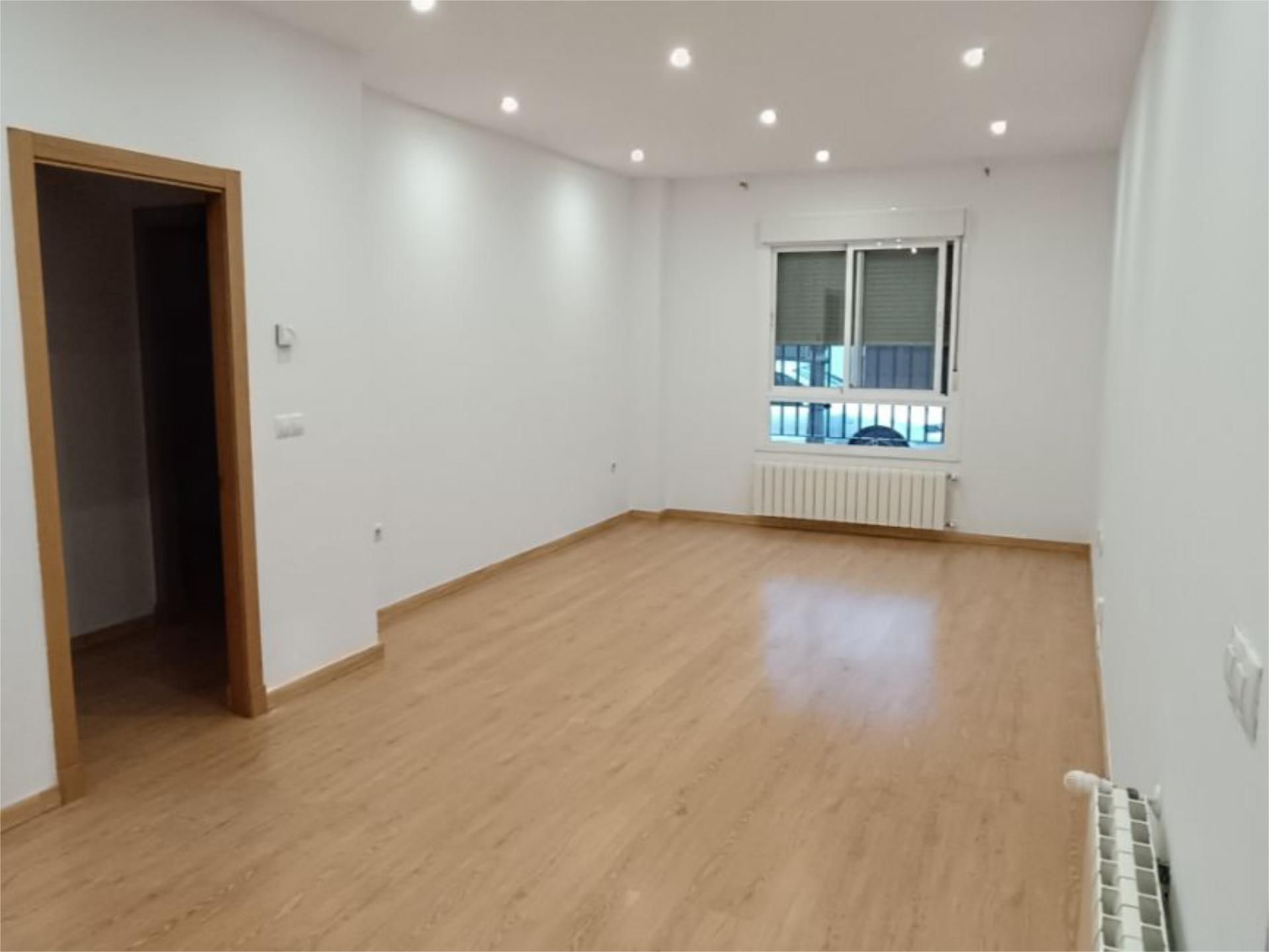 Bedroom of Flat for sale in Arcos de la Frontera  with Air Conditioner, Heating and Parquet flooring