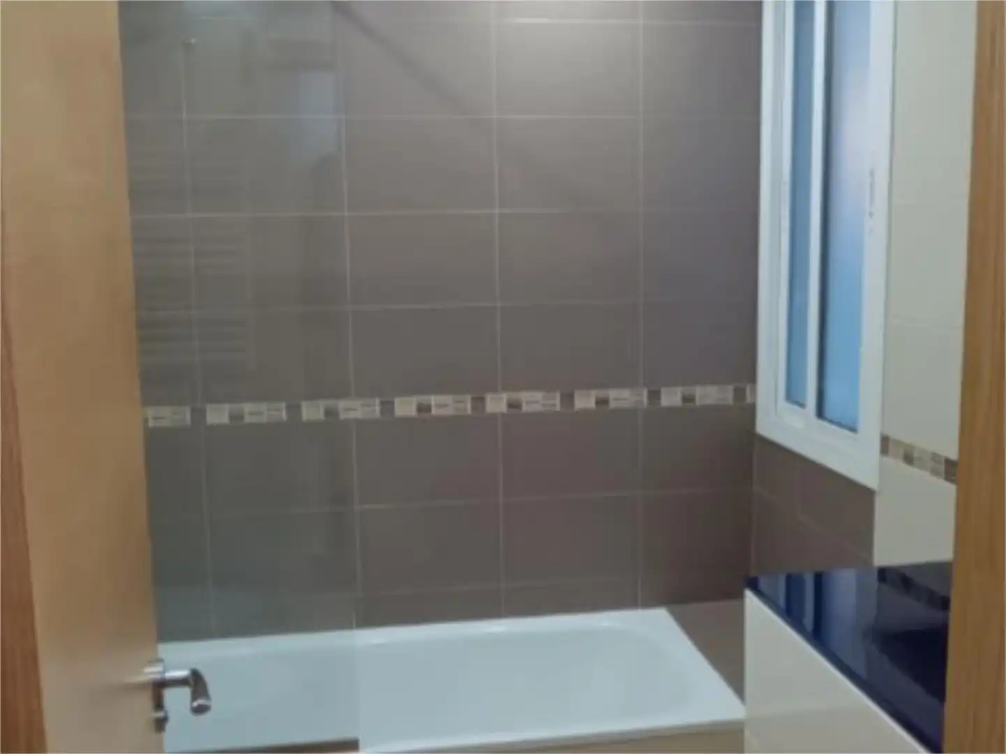 Piso en venta en Calle Puerto Real, 5, Arcos de la Frontera Baño de Piso en venta en Arcos de la Frontera con Aire acondicionado, Calefacción y Parquet