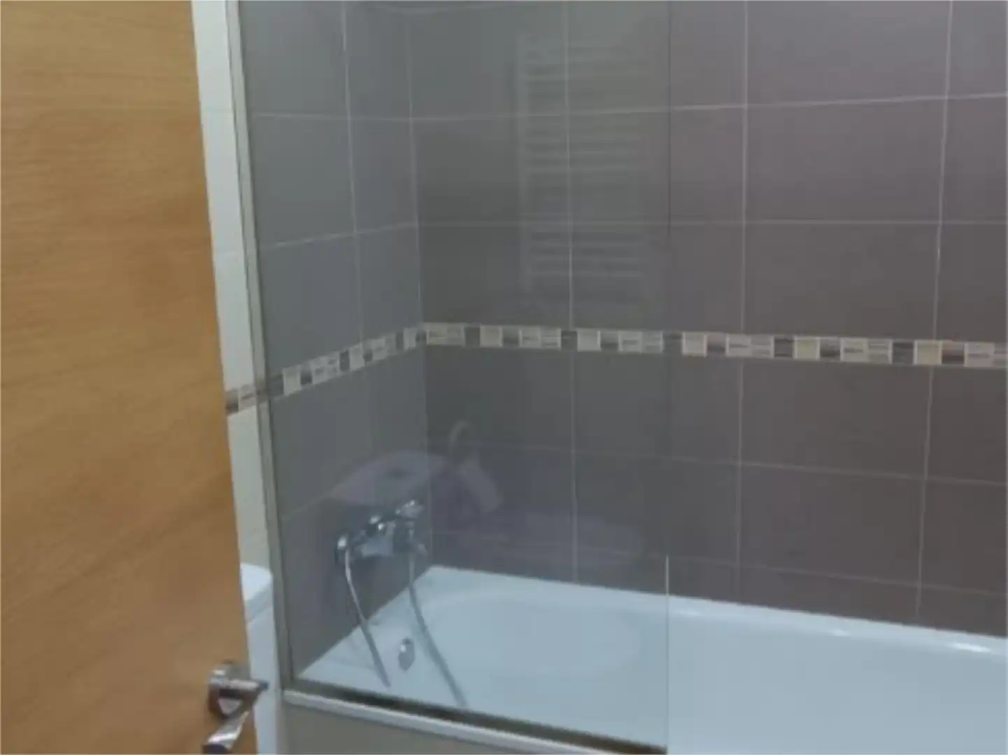Piso en venta en Calle Puerto Real, 5, Arcos de la Frontera Baño de Piso en venta en Arcos de la Frontera con Aire acondicionado, Calefacción y Parquet