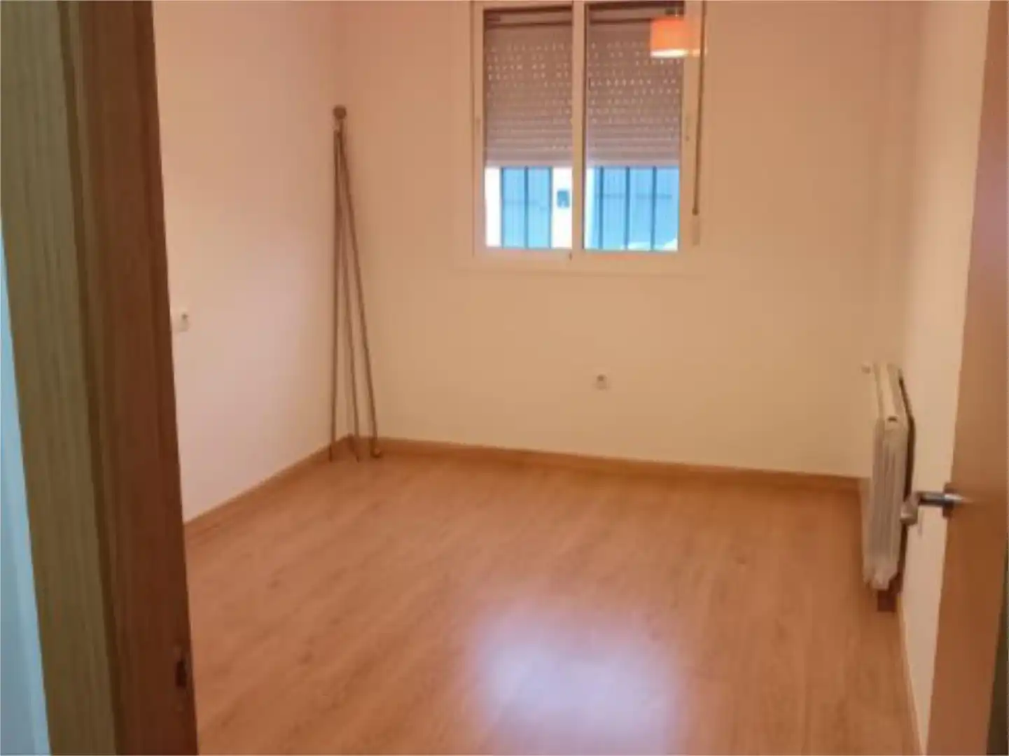 Piso en venta en Calle Puerto Real, 5, Arcos de la Frontera Habitación de Piso en venta en Arcos de la Frontera con Aire acondicionado, Calefacción y Parquet
