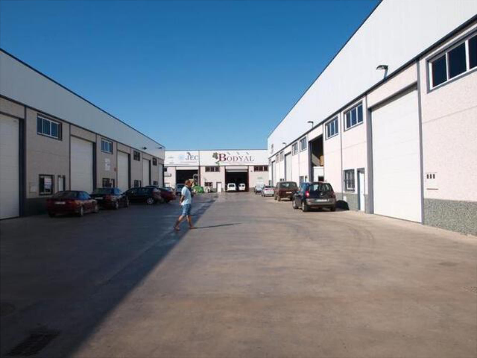 Exterior view of Industrial buildings to rent in Almendralejo