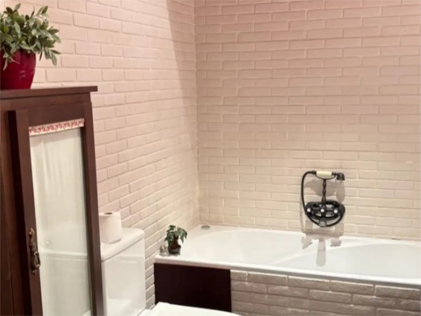 Baño de Casa adosada en venta en Villarrubia de los Ojos con Aire acondicionado y Terraza