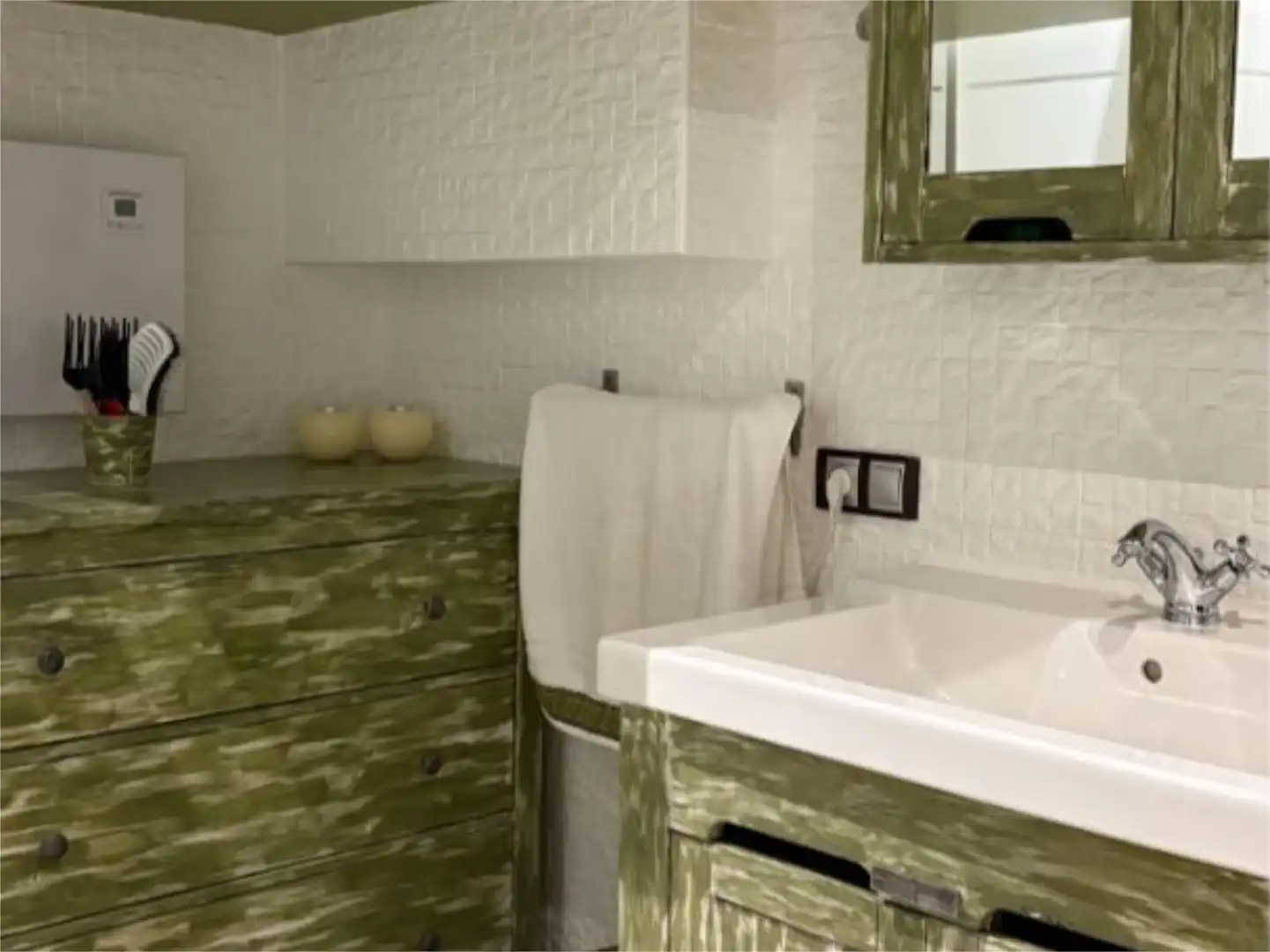 Baño de Casa adosada en venta en Villarrubia de los Ojos con Aire acondicionado y Terraza