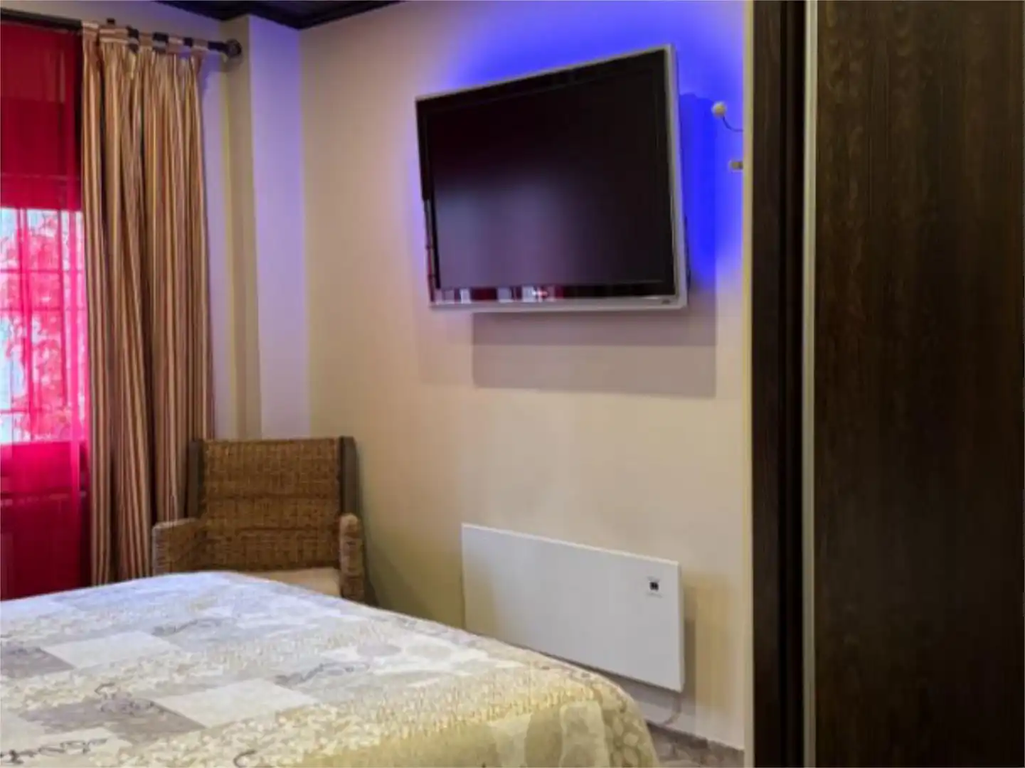 Habitación de Casa adosada en venta en Villarrubia de los Ojos con Aire acondicionado y Terraza