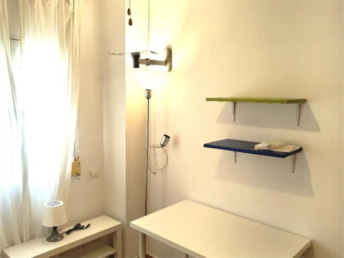 Habitación de Piso de alquiler en Alicante / Alacant con Aire acondicionado, Amueblado y Balcón