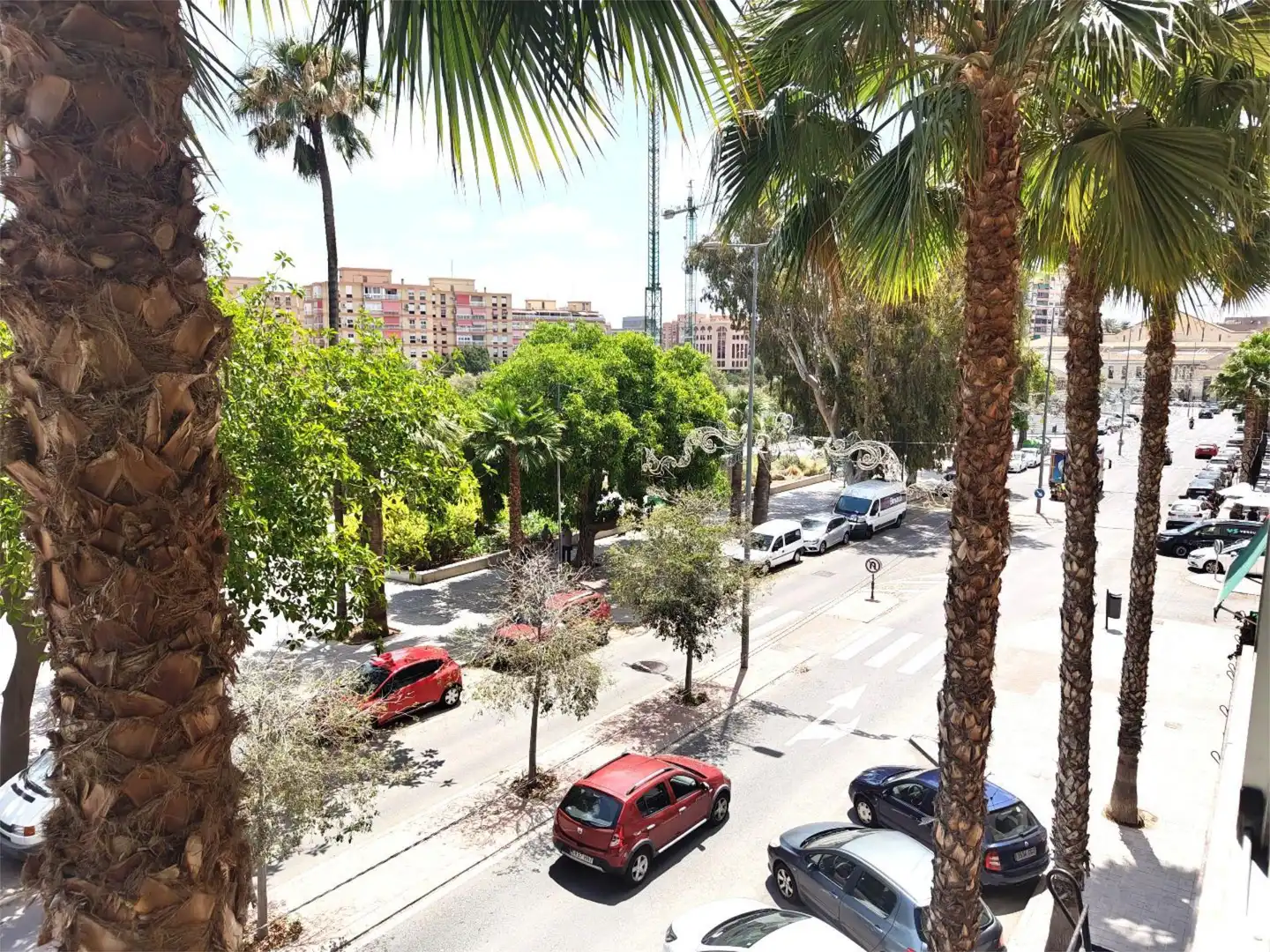 Vista exterior de Piso de alquiler en Alicante / Alacant con Aire acondicionado, Amueblado y Balcón
