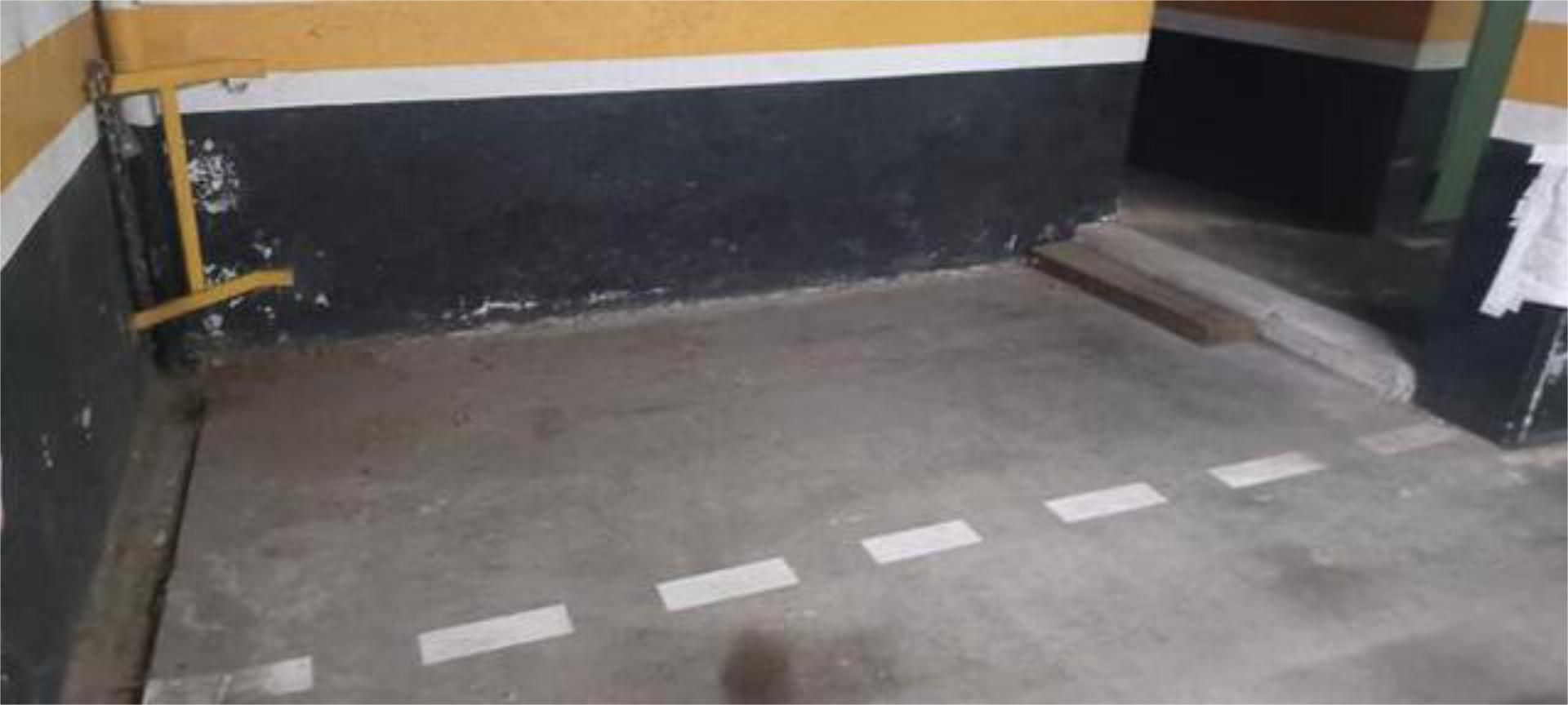 Garatge de lloguer a Apóstol Santiago