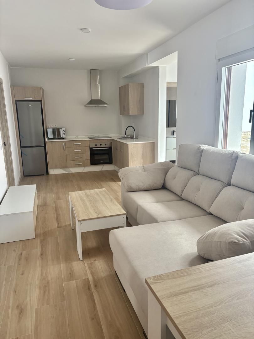 Sala d'estar de Pis de lloguer en Colmenar amb Parquet, Terrassa i Moblat