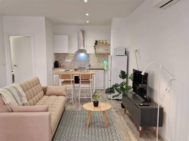 Piso en Alquiler en Carrer Saix, 5 en Petrer