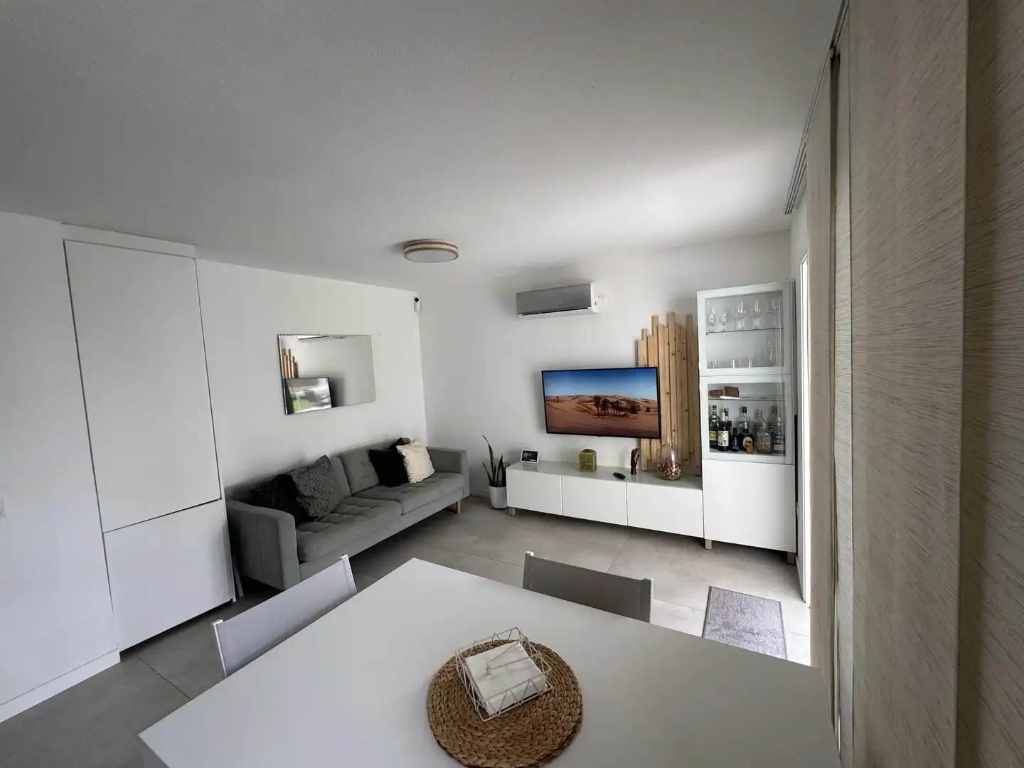 Einfamilien-Reihenhaus zum Verkauf in Golf del Sur - Amarilla Golf Wohnzimmer von Einfamilien-Reihenhaus zum Verkauf in San Miguel de Abona mit Klimaanlage, Heizung und Privatgarten