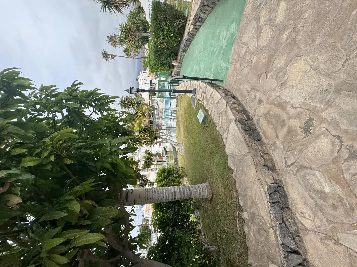 Einfamilien-Reihenhaus zum Verkauf in Golf del Sur - Amarilla Golf Außenansicht von Einfamilien-Reihenhaus zum Verkauf in San Miguel de Abona mit Klimaanlage, Heizung und Privatgarten